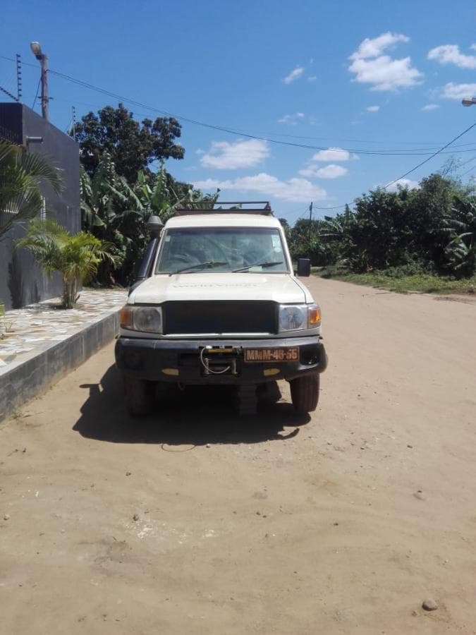 Toyota Land Cruiser · — imagem 4