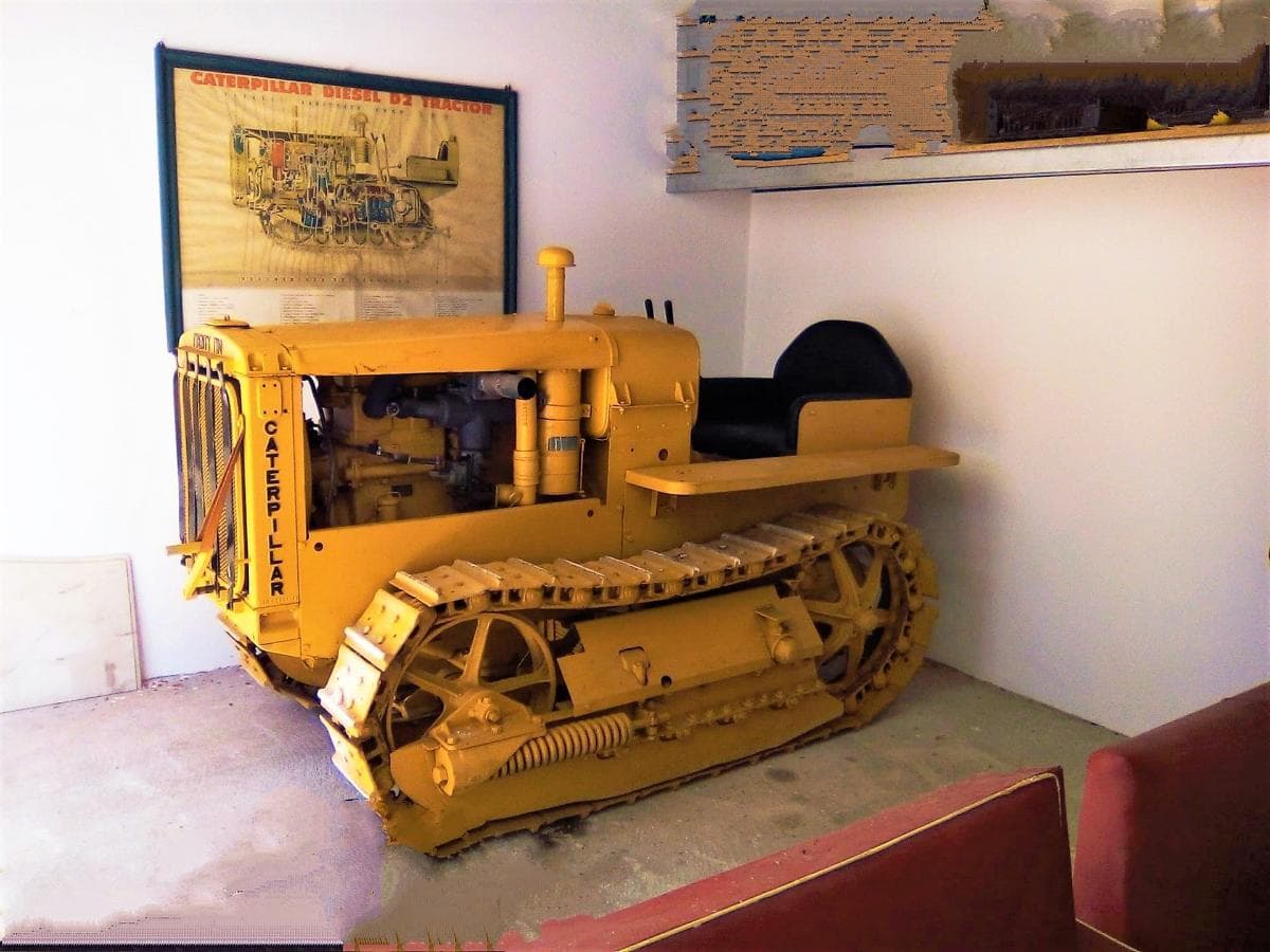 Trator Cat Twenty Two - 1934 — imagem 1