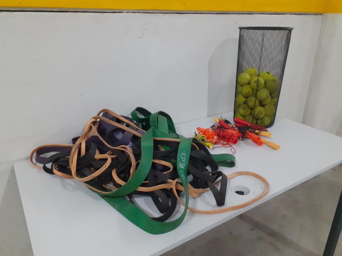 Accesorios de Gimnasio · Pelotas de Pádel — imagen 2
