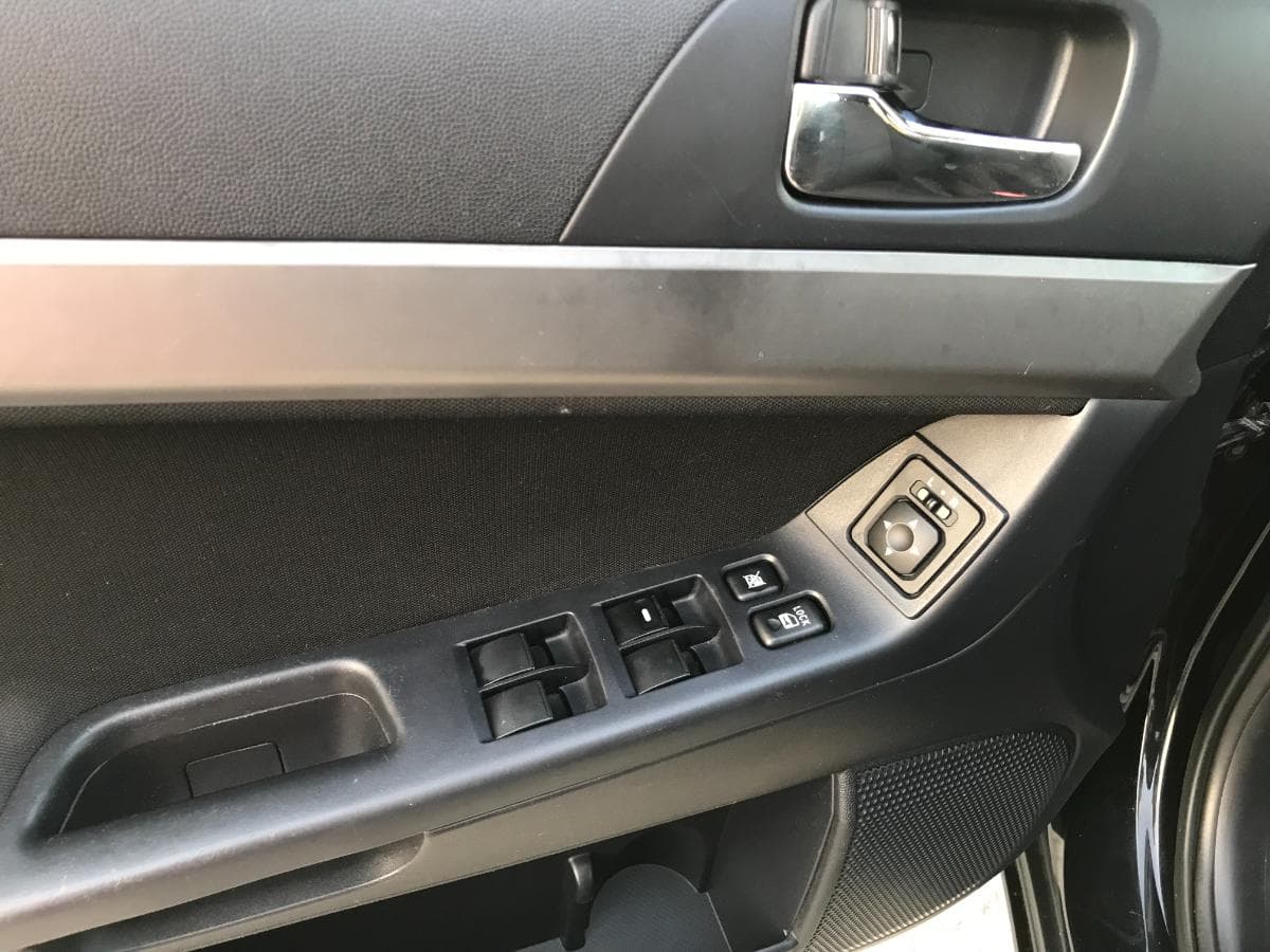 Mitsubishi Lancer 1.5 · Ano 2008 — imagen 18