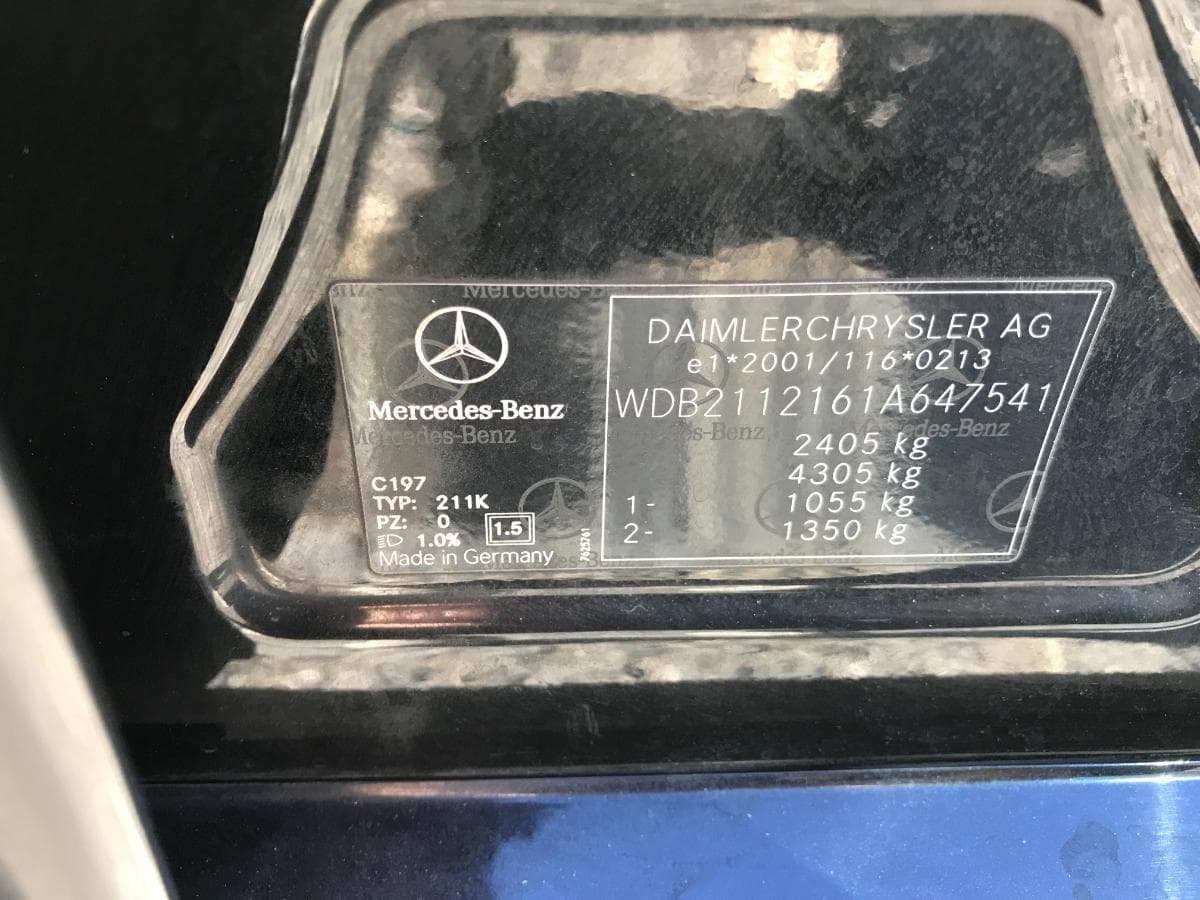 Mercedes-Benz E270 CDI · Ano 2004 — imagen 11