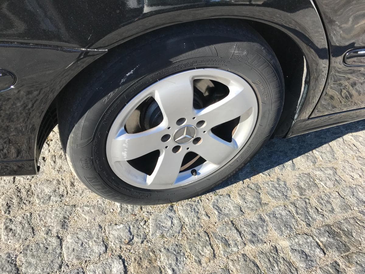 Mercedes-Benz E270 CDI · Ano 2004 — imagen 16
