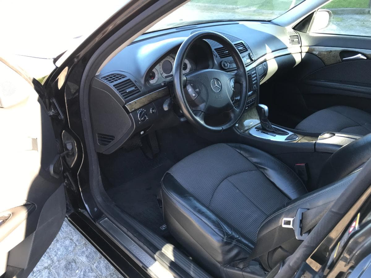 Mercedes-Benz E270 CDI · Ano 2004 — imagen 17