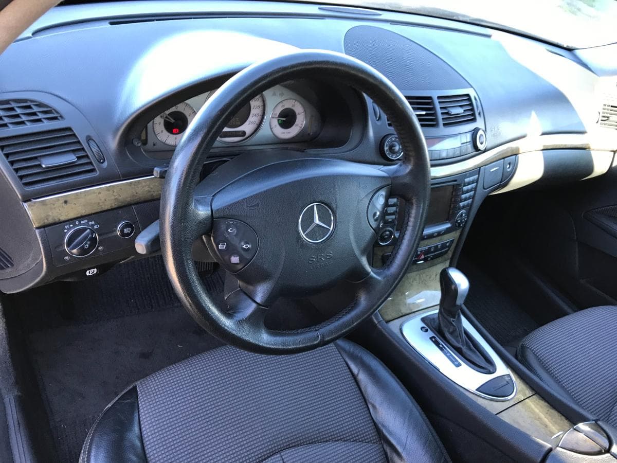 Mercedes-Benz E270 CDI · Ano 2004 — imagen 22