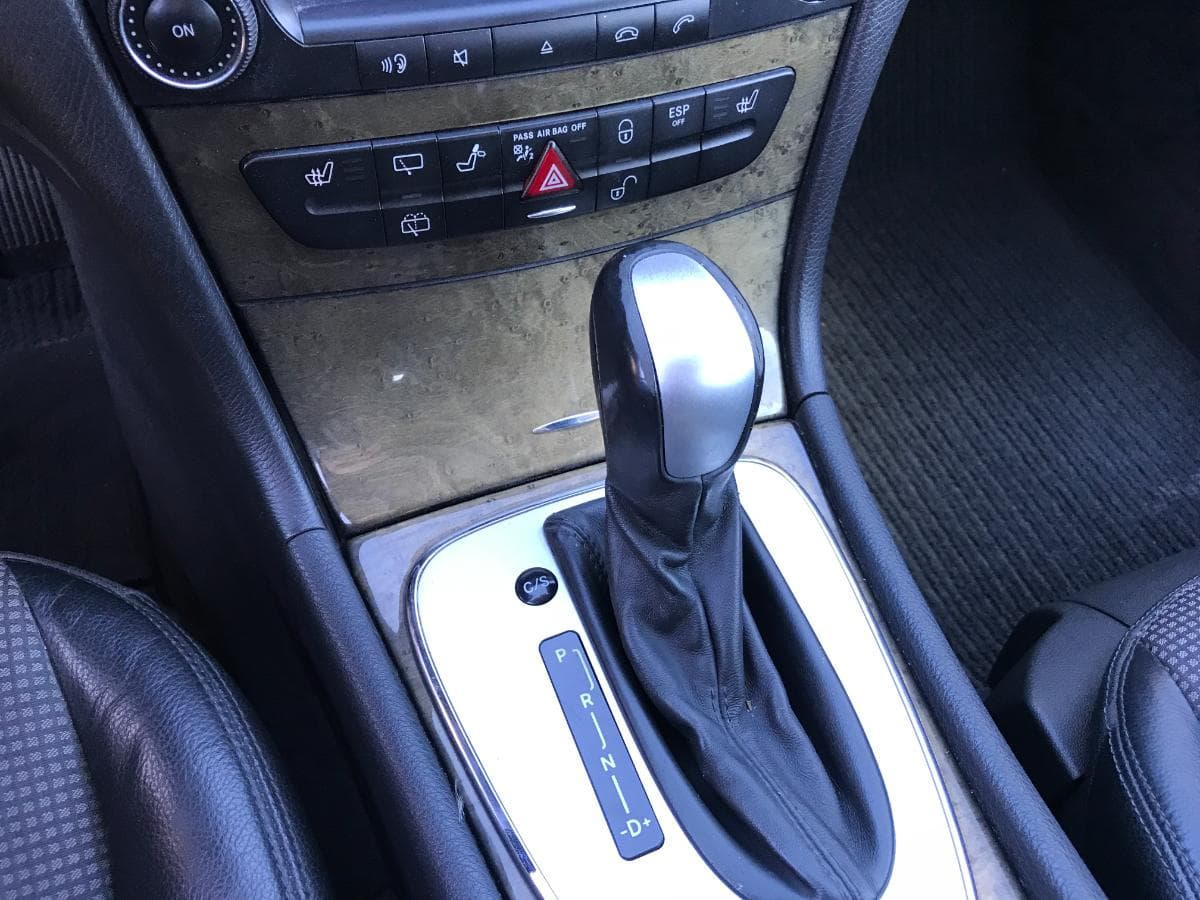 Mercedes-Benz E270 CDI · Ano 2004 — imagen 26