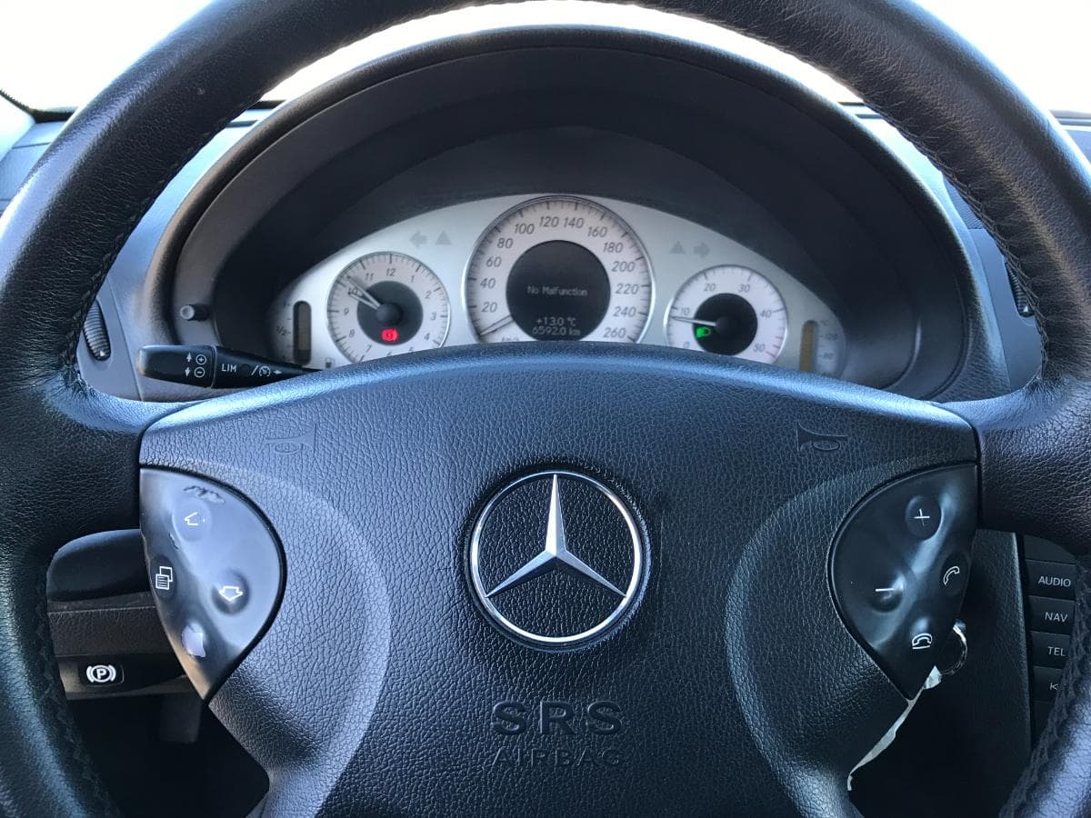 Mercedes-Benz E270 CDI · Ano 2004 — imagen 27