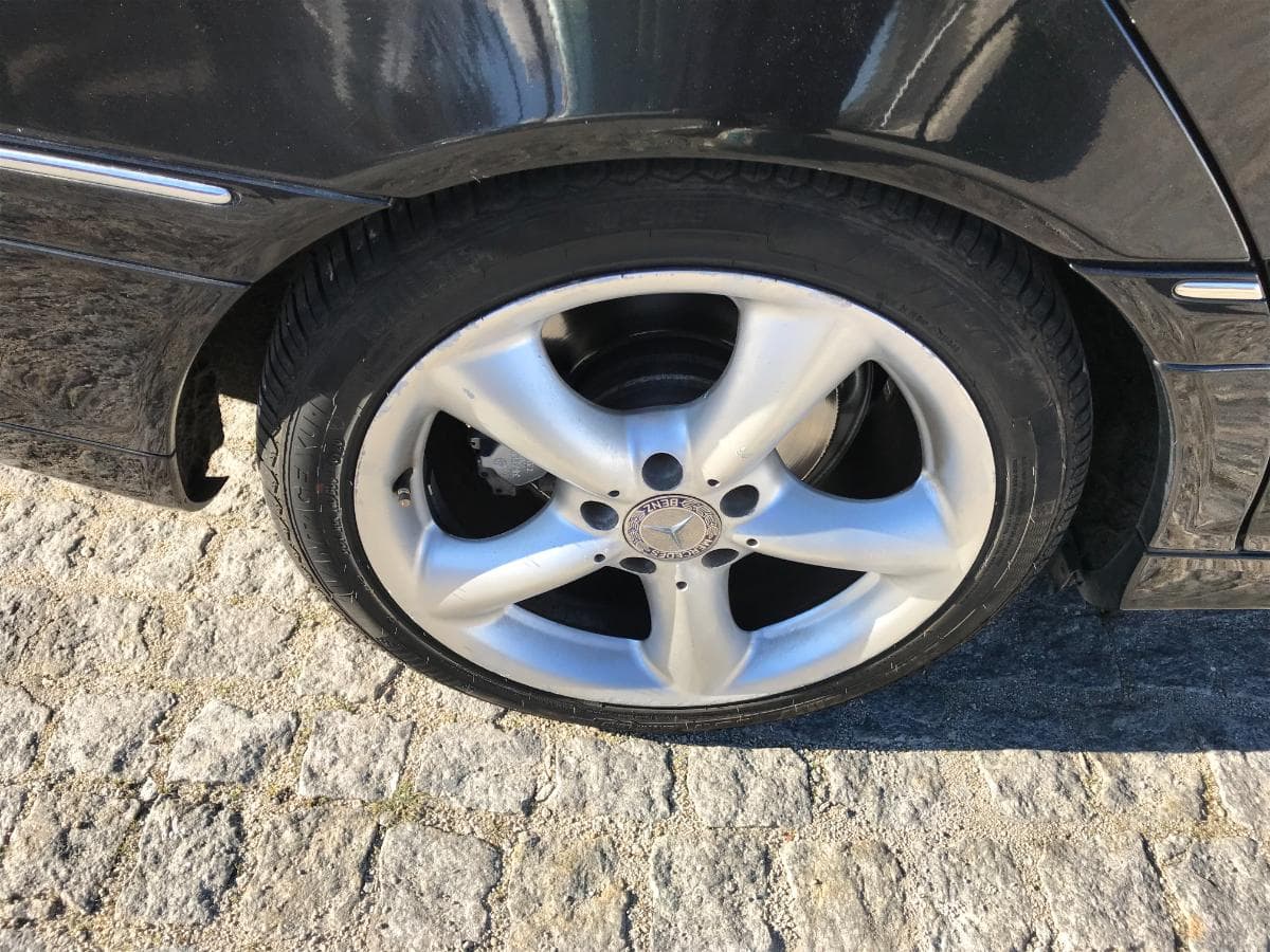 Mercedes-Benz C 270 CDI · Ano 2003 — imagen 15