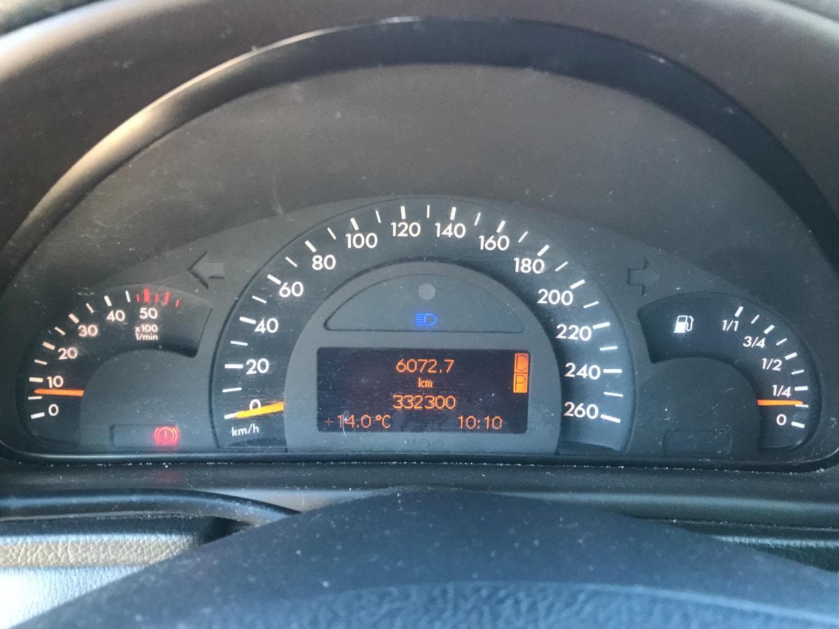 Mercedes-Benz C 270 CDI · Ano 2003 — imagen 29