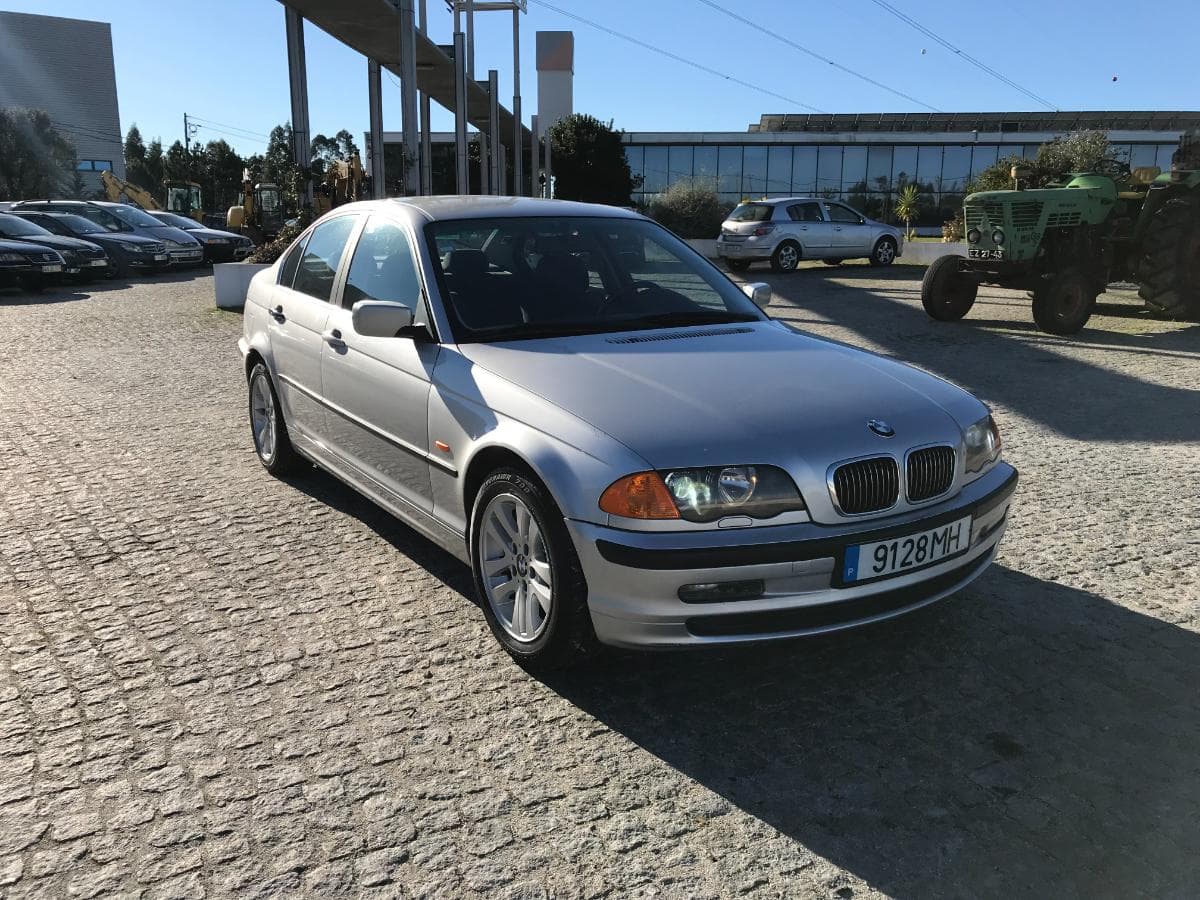 BMW 320i · Ano 1998 — imagen 1