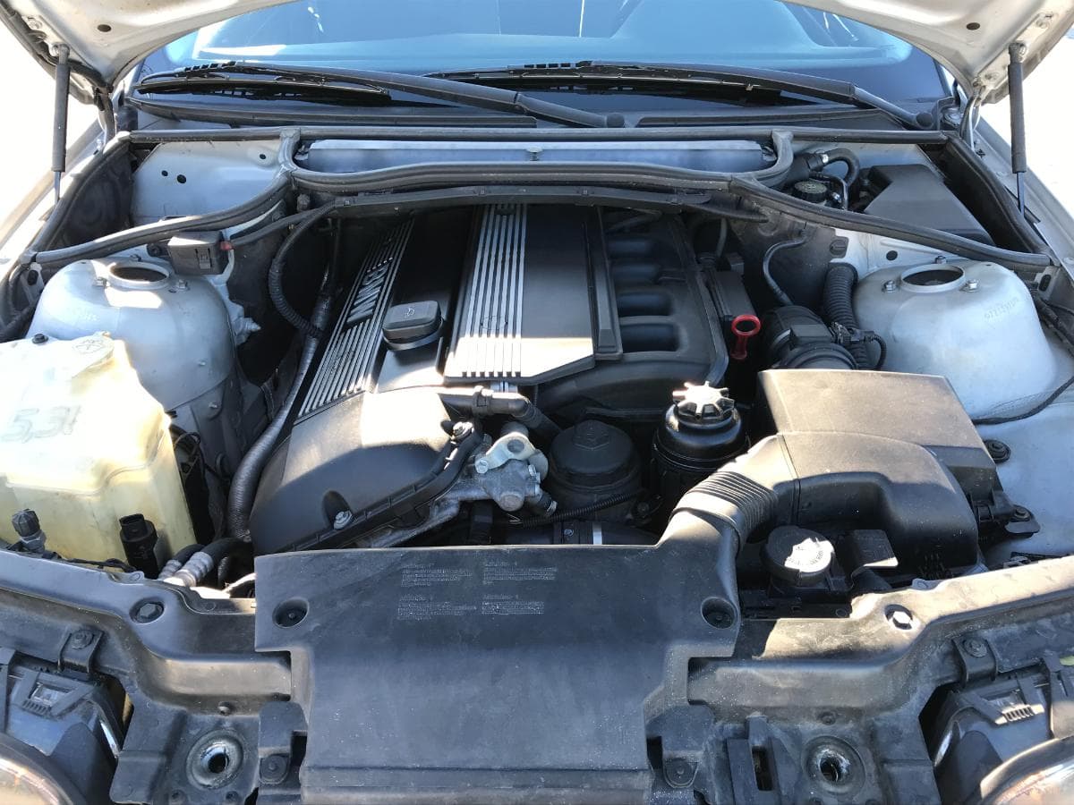 BMW 320i · Ano 1998 — imagen 10