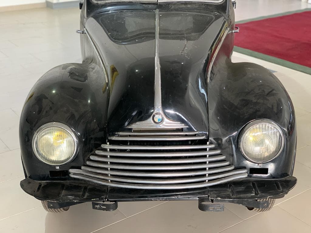 BMW 340 Limousine - 1952 — imagen 3