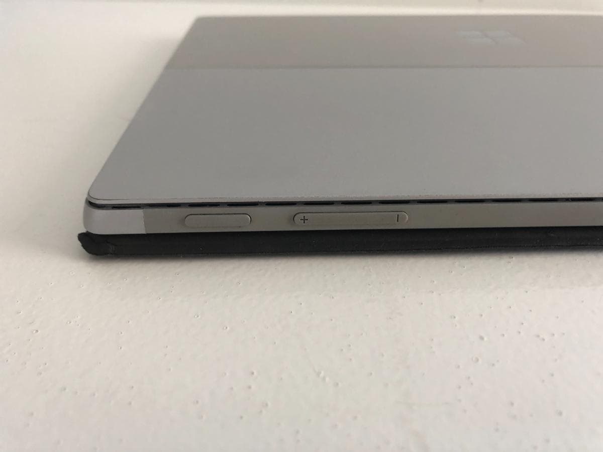 Microsoft Surface Pro 5 — image 7
