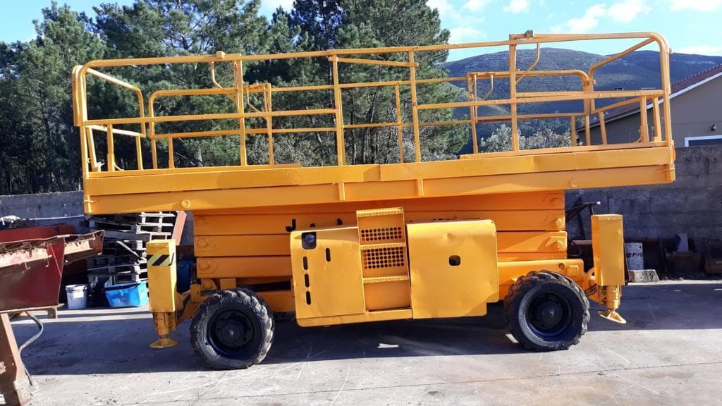 Plataforma elevatória Haulotte H15