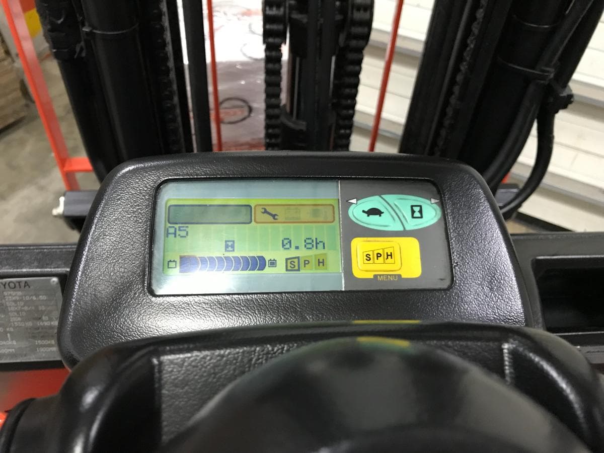 Empilhador Elétrico Toyota 2500 KG — imagen 10