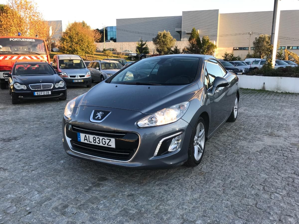 Peugeot 308 CC Cabrio · Ano 2012 — imagen 5