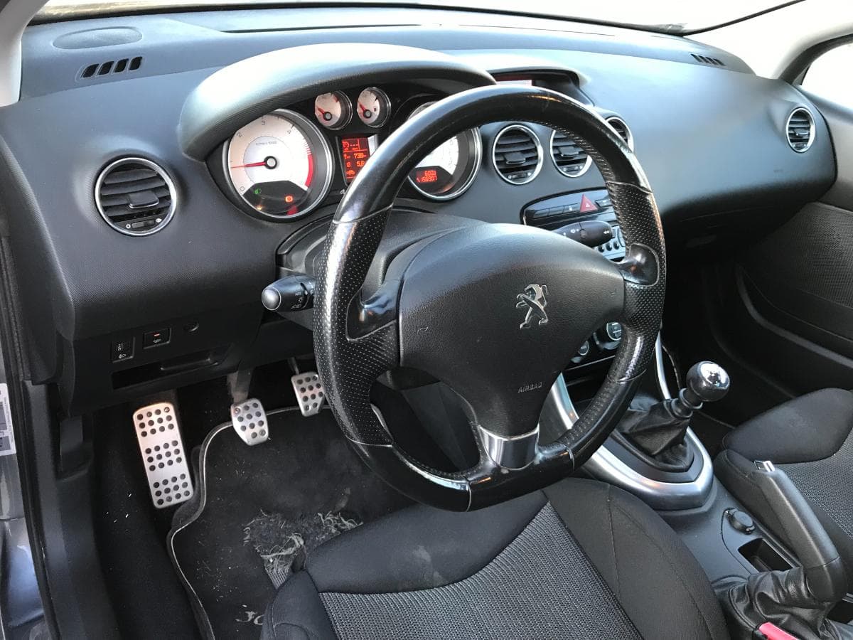 Peugeot 308 CC Cabrio · Ano 2012 — imagen 32