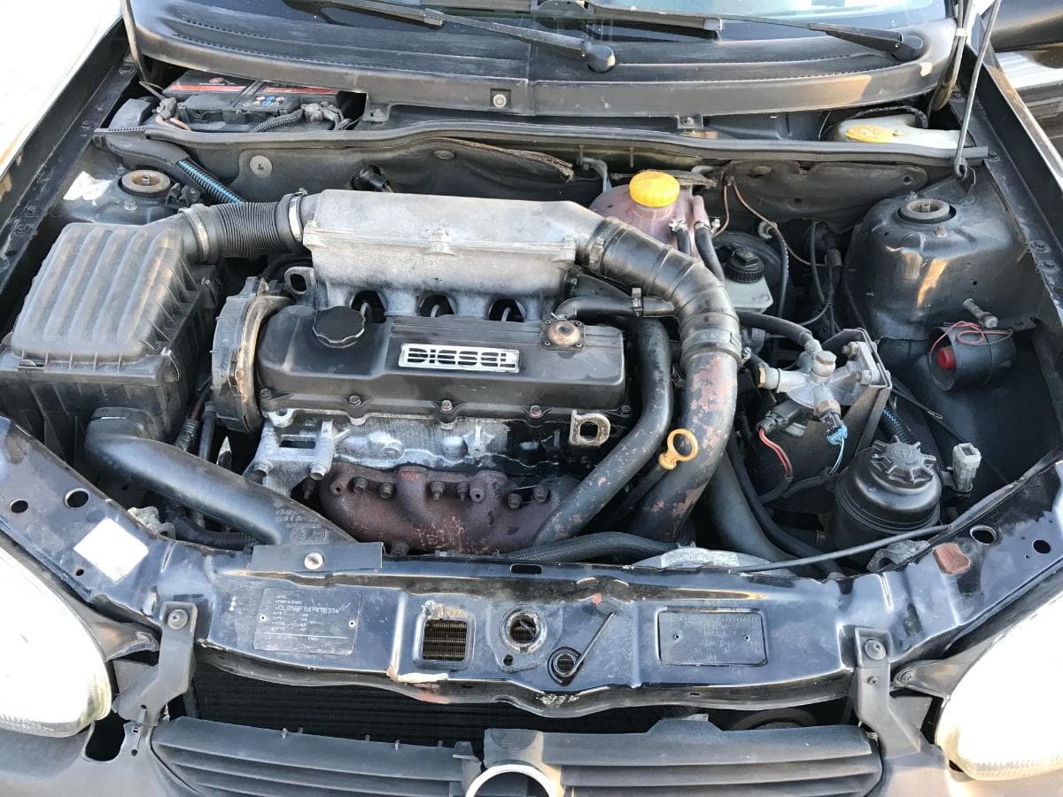 Opel Corsa B 1.5TD · Ano 2000 — imagem 13