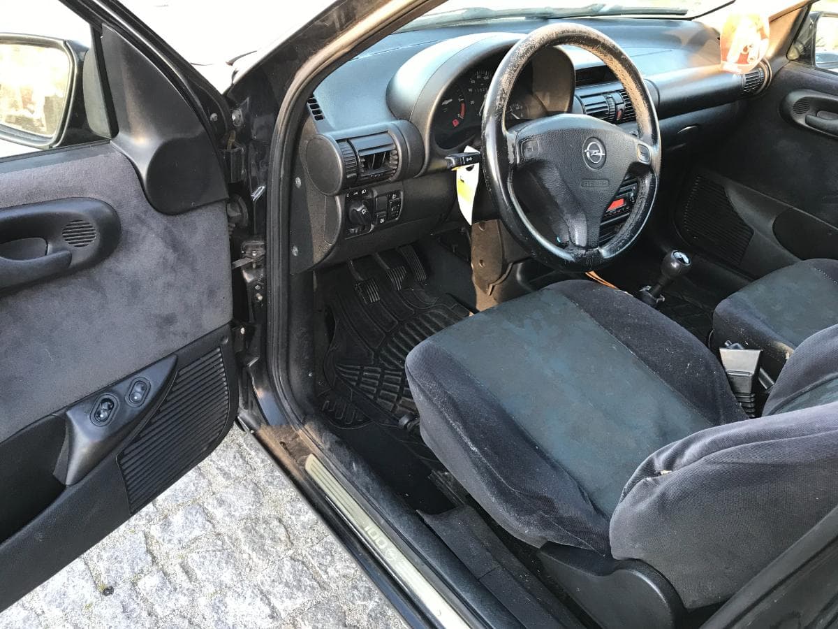 Opel Corsa B 1.5TD · Ano 2000 — imagem 19