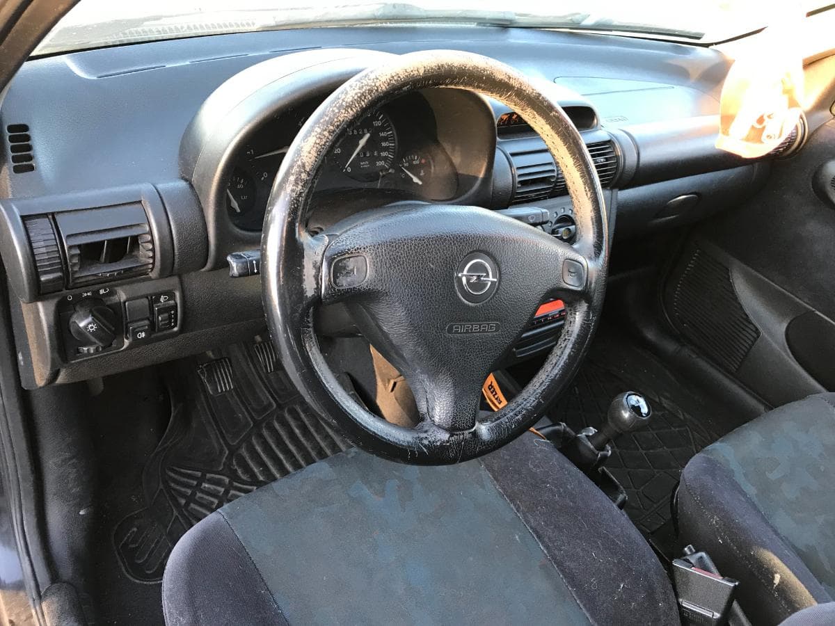 Opel Corsa B 1.5TD · Ano 2000 — imagem 26