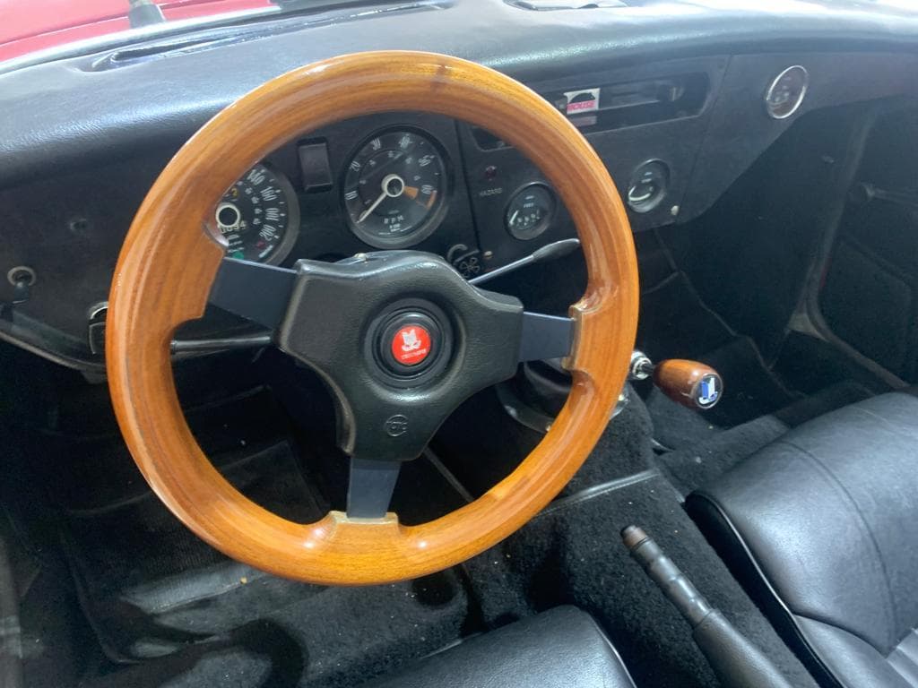 Triumph Spitfire MK4 - 1973 — image 9