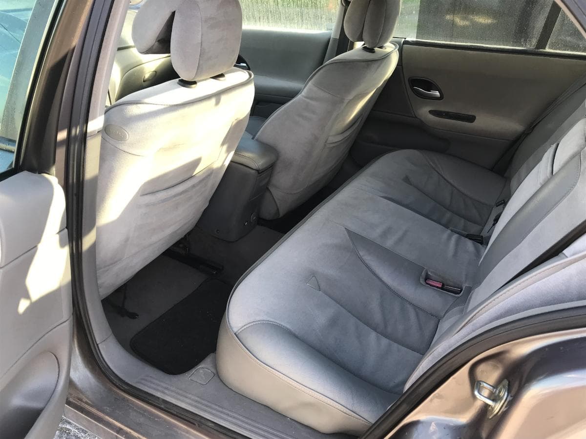 Renault Laguna 1.9DCI · Ano 2002 — imagen 18