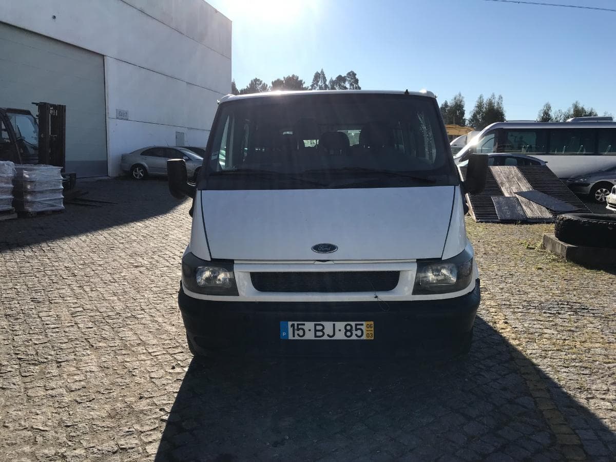 Ford Transit 2.0 D · Ano 2006 — image 2