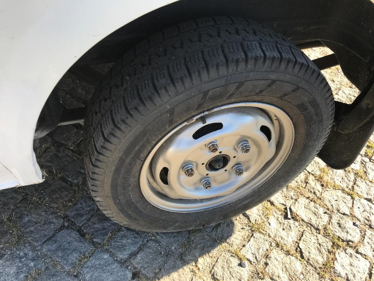 Ford Transit 2.0 D · Ano 2006 — image 10
