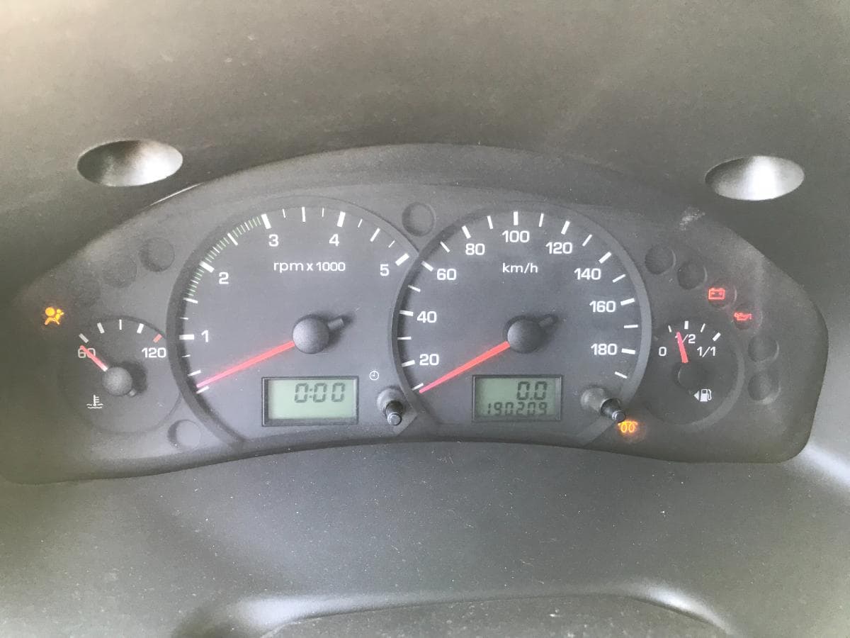 Ford Transit 2.0 D · Ano 2006 — image 25