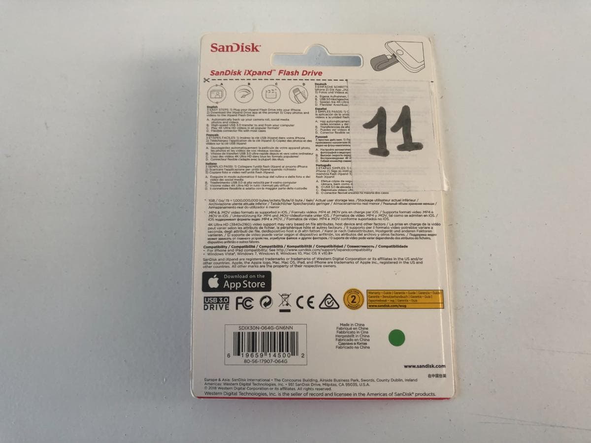SanDisk 64GB iXpand — image 2