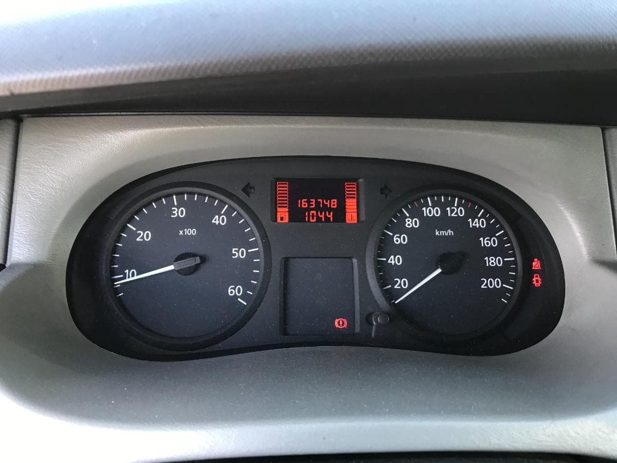 Renault Trafic 1.9DCI · Ano 2006 — imagem 22