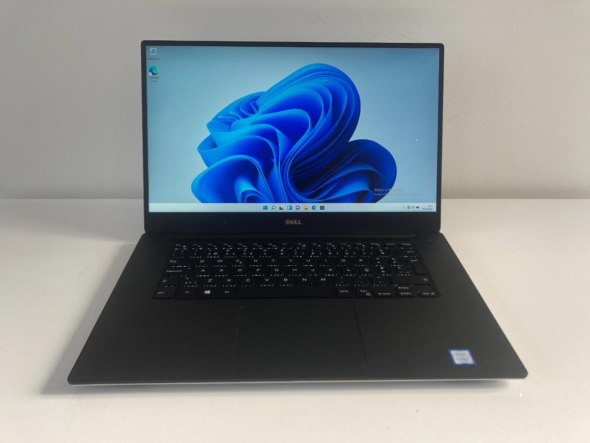 Portátil Precision 5520 — imagen 1