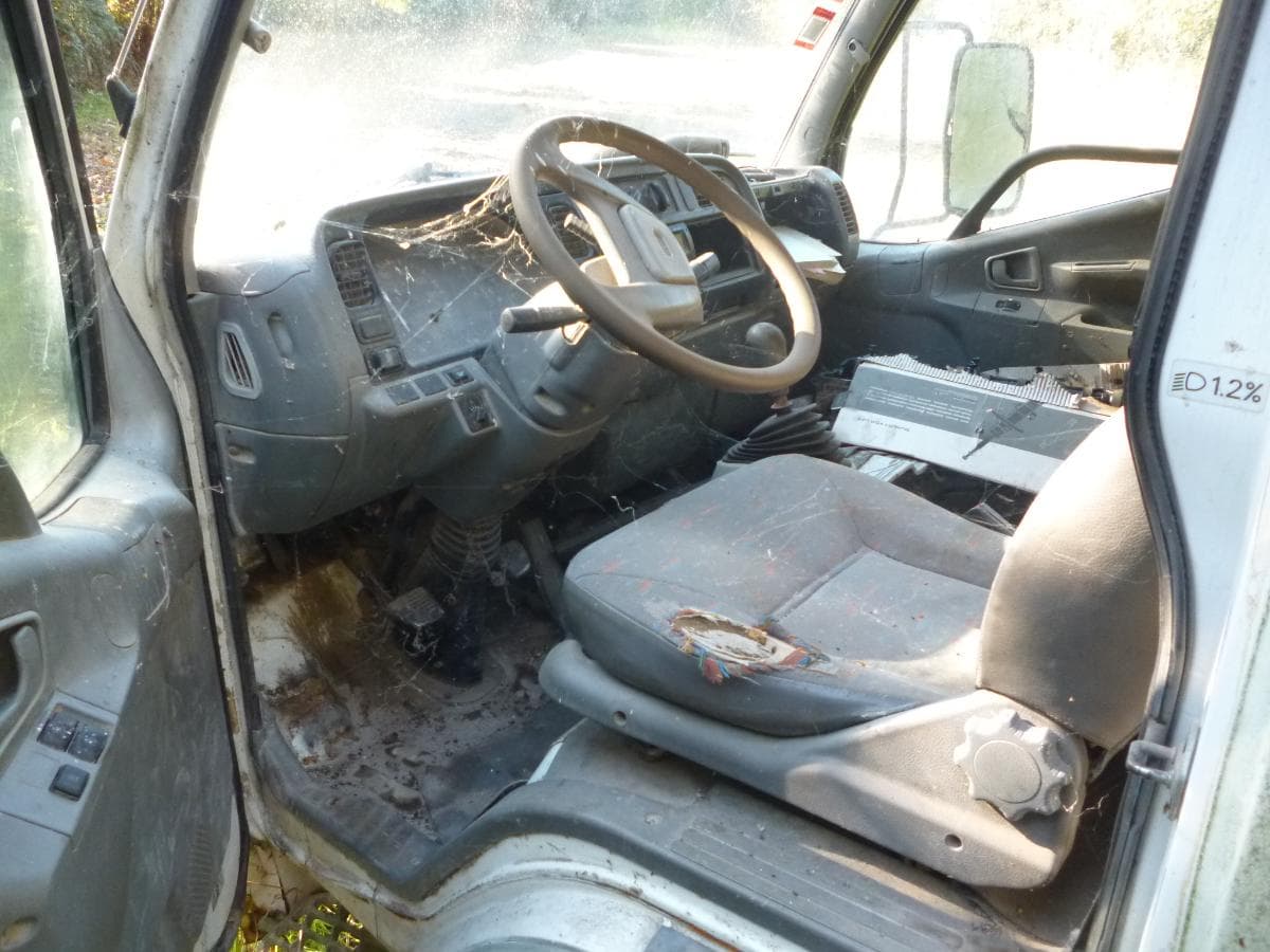 Mitsubishi Canter — imagem 7