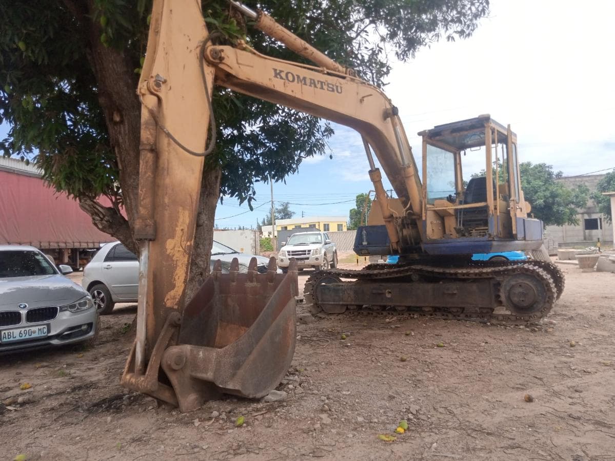 Escavadora Komatsu · — image 10