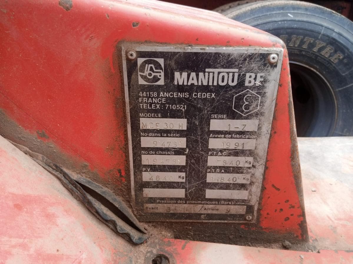 Manitou empilhadeira MCF 30H · — image 4