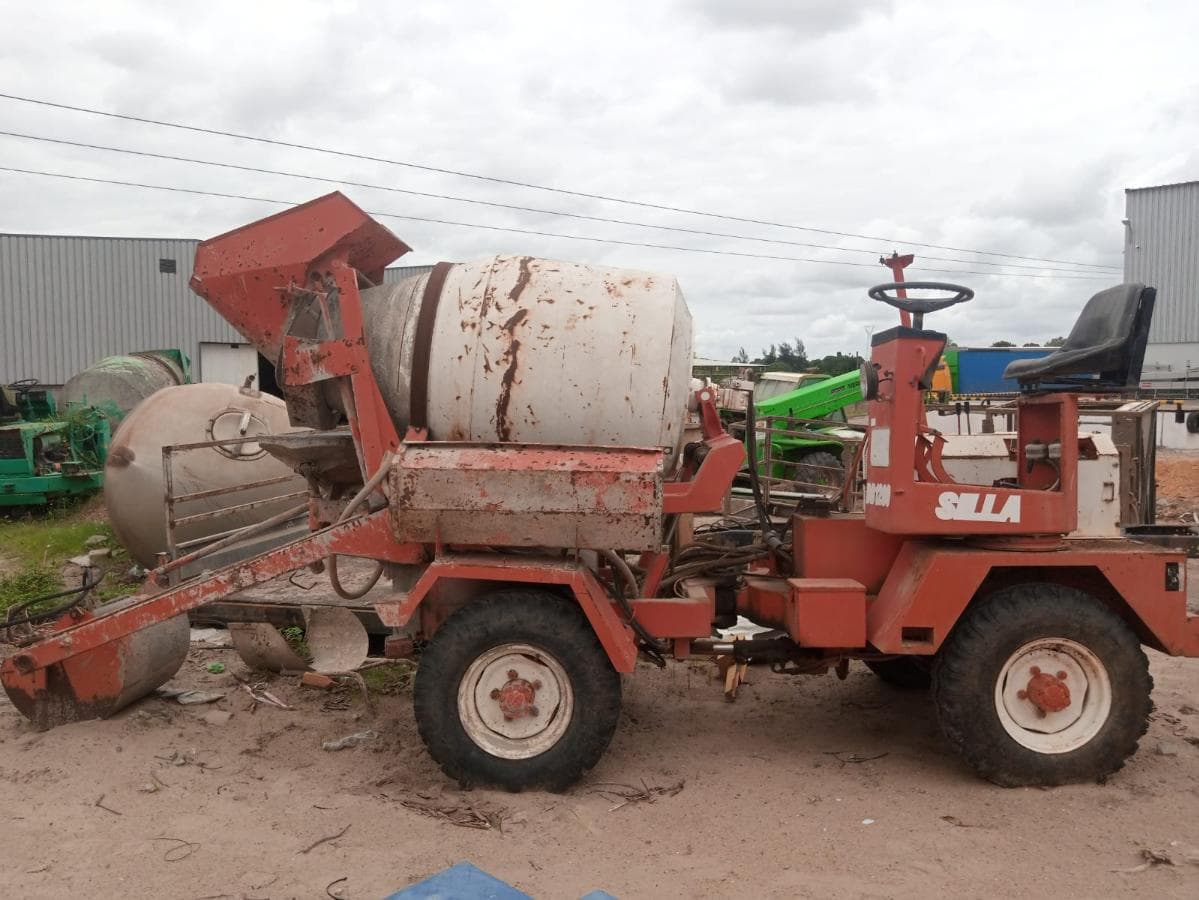 Auto betoneira Silla · — imagen 1