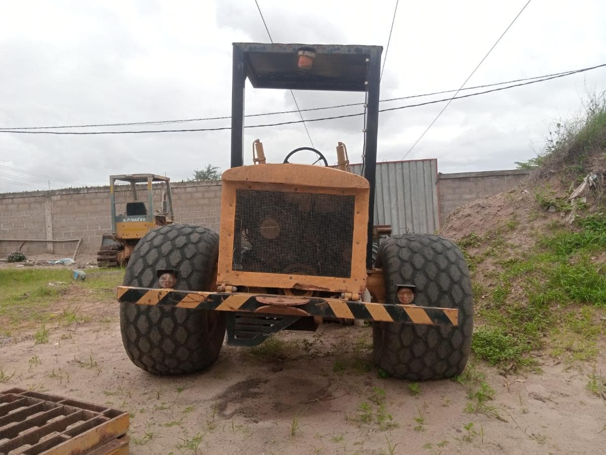 Niveladora · — image 2