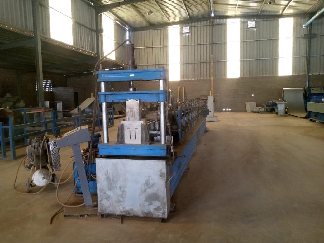 Omega profile gutter machine · — image 4