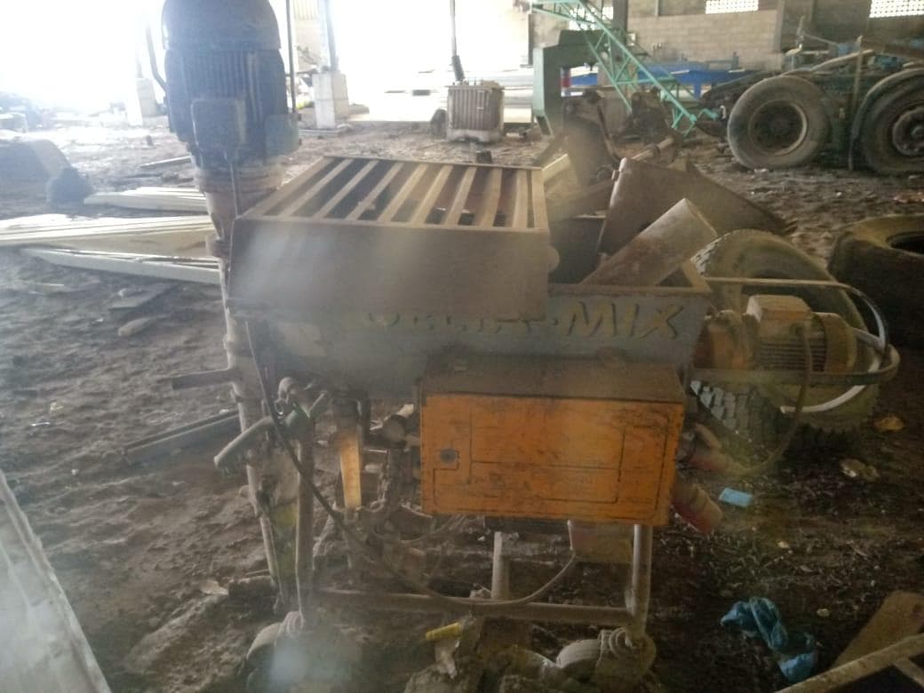 Máquina de espalhar - mix betão · — image 4