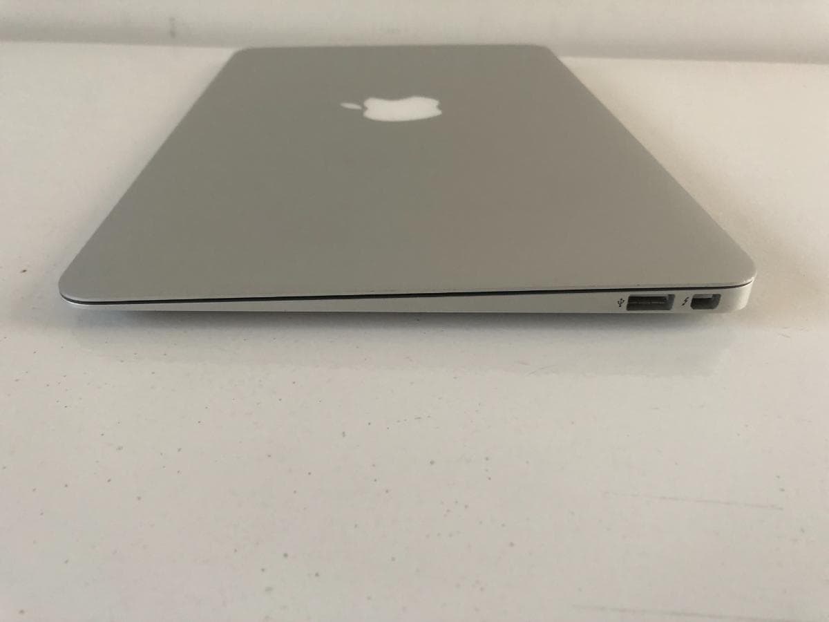 Portátil Macbook  Air 11,6" — imagen 2