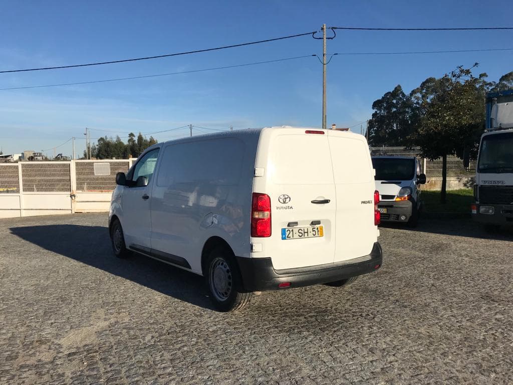 Toyota Proace 1.6 · Ano 2016 — imagen 6