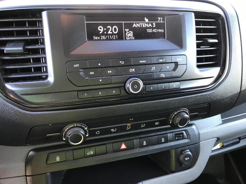 Toyota Proace 1.6 · Ano 2016 — imagen 21