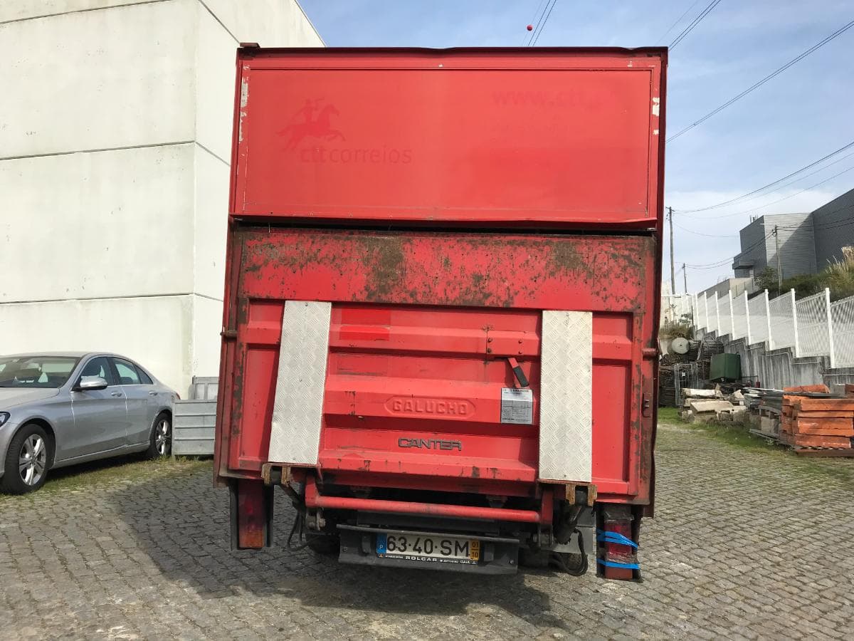 Mitsubishi Canter FE534 Com Plataforma Elevatória · Ano de 2001 — imagen 6