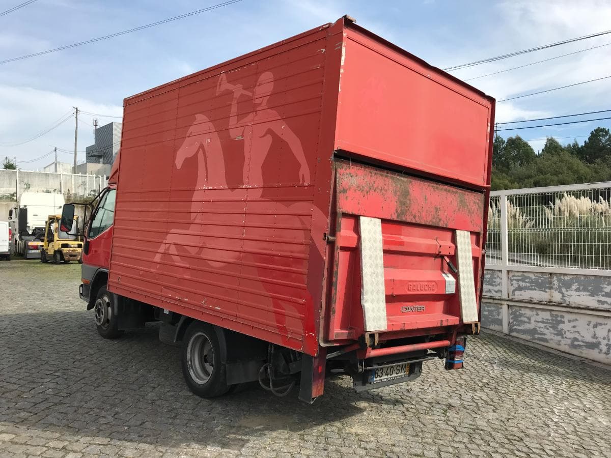 Mitsubishi Canter FE534 Com Plataforma Elevatória · Ano de 2001 — imagen 7