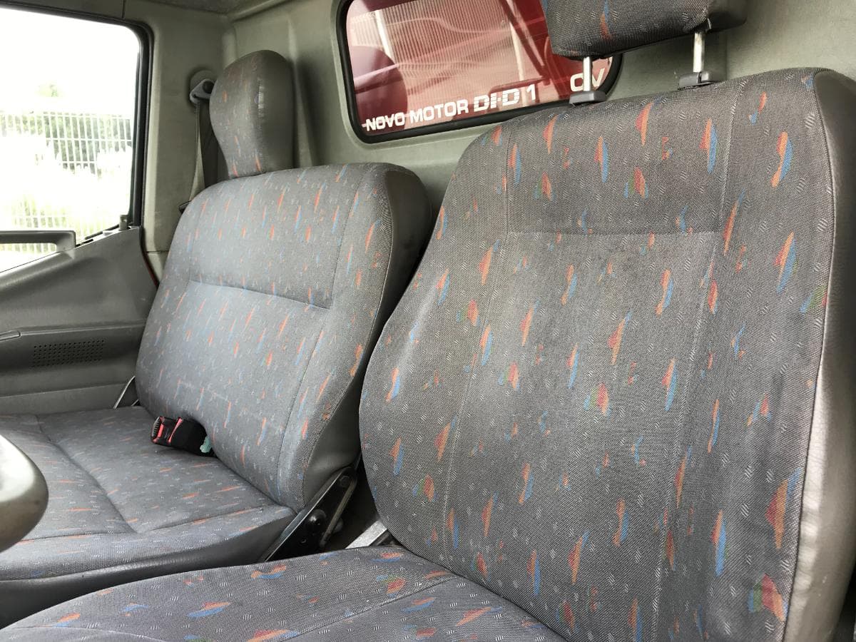 Mitsubishi Canter FE534 Com Plataforma Elevatória · Ano de 2001 — imagen 23