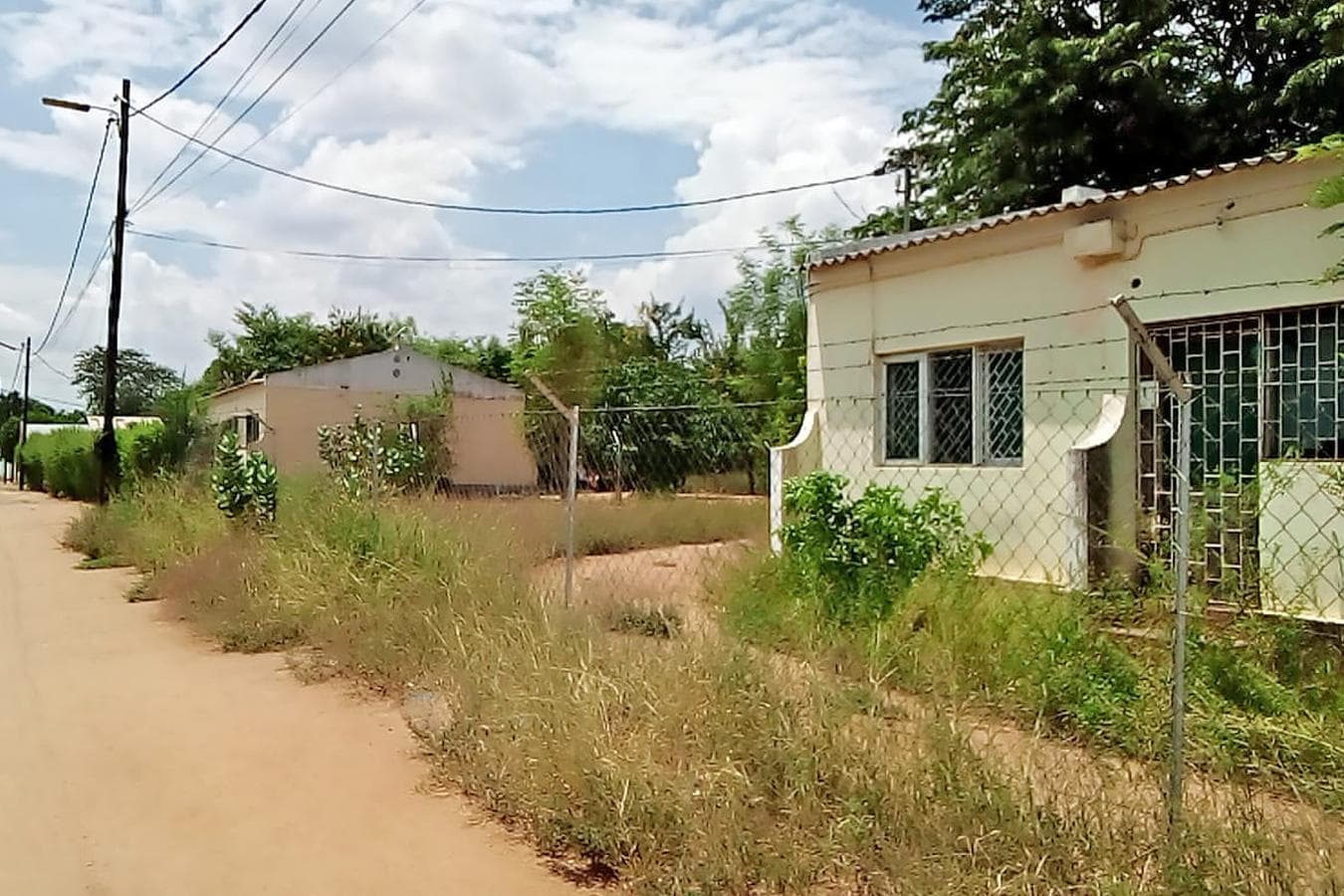 Condomínio com 14 moradias em Tete · — image 5