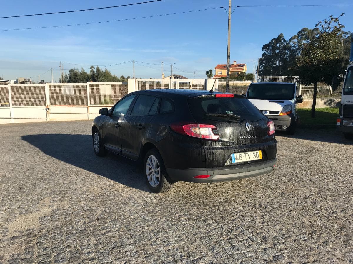 Renault Mégane 1.5 DCI · Ano 2014 — image 8