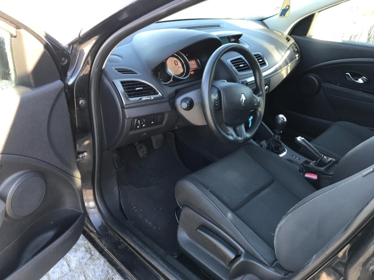 Renault Mégane 1.5 DCI · Ano 2014 — image 15