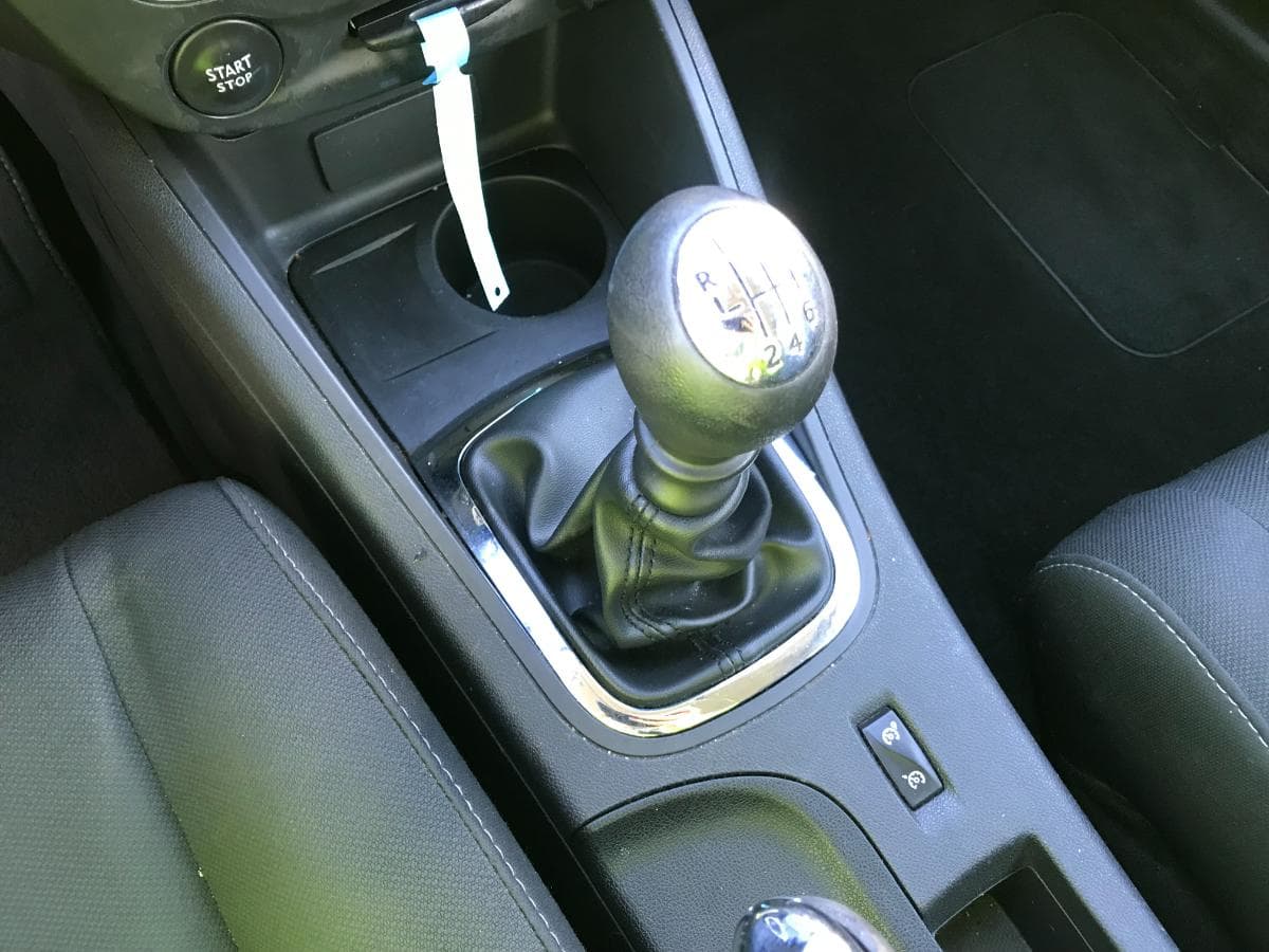Renault Mégane 1.5 DCI · Ano 2014 — image 21