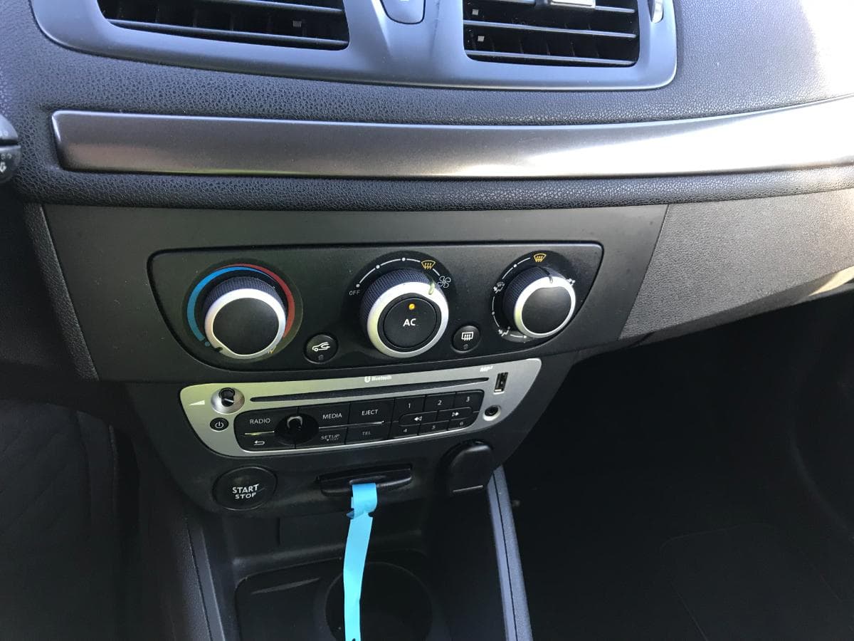 Renault Mégane 1.5 DCI · Ano 2014 — image 20