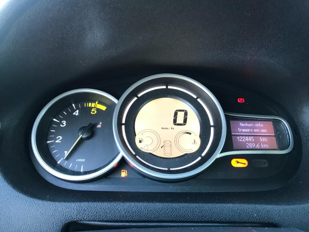 Renault Mégane 1.5 DCI · Ano 2014 — image 22